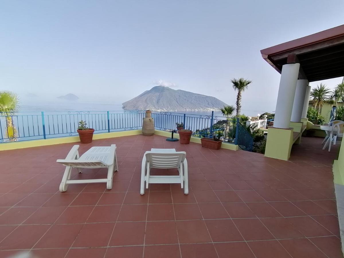 Panorama Apartment *